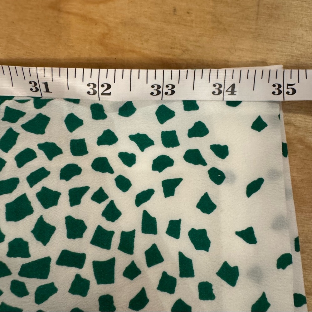 Chic Green Patterned Mini Dress - image 11